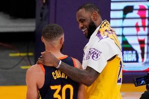 第四期NBA红黑榜：詹杜巅峰依旧 萌神偶尔打盹